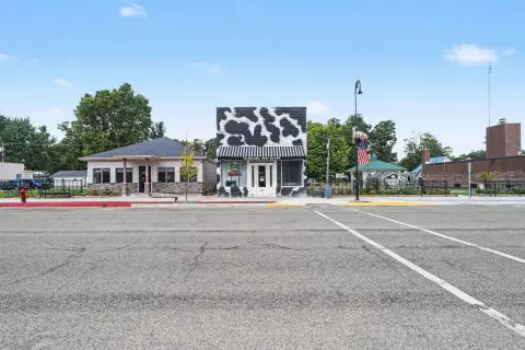 Improved Storefront Building