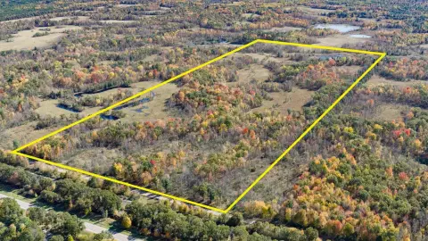 85-Acre Hunting Land with Blinds