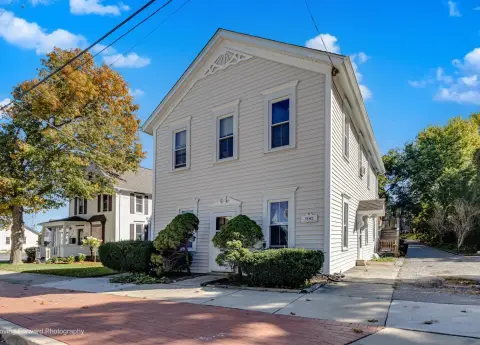 Duplex with Two Decks
