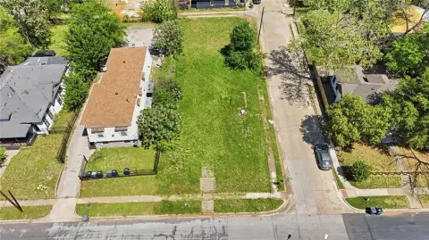 Residential Lot in Dallas, TX