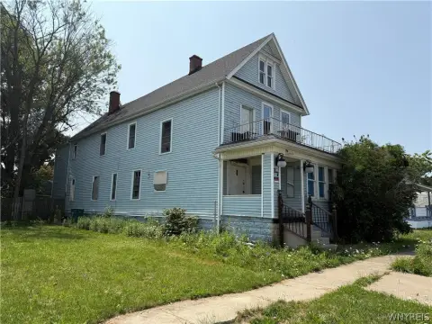 Duplex with Full Basement
