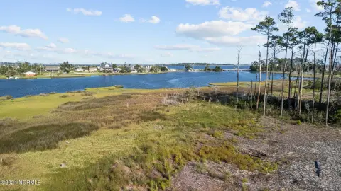 Waterfront Lot on Williston Creek