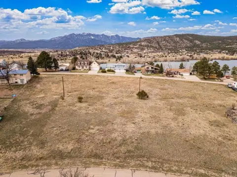 Ready-to-Build Lot with Mountain Views