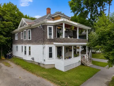 4-Unit Colonial Quadplex