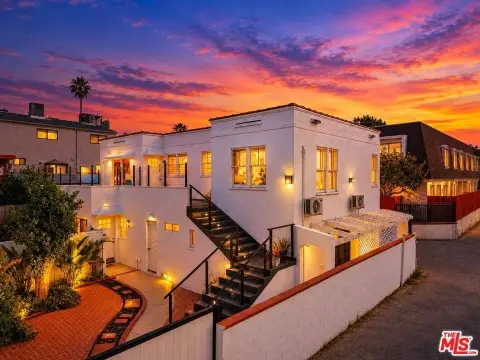 4-Unit Quadplex