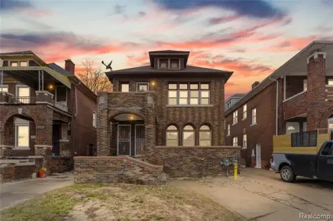 Restored Detroit Duplex Investment Opportunity