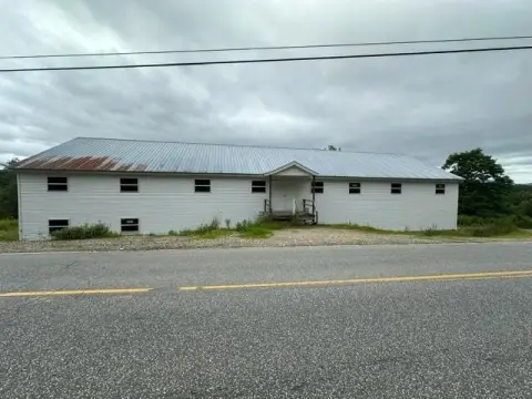 Two-Story Barn on 3.5 Acres