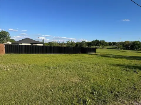 Residential Lot in Growing Area