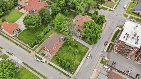 Vacant Lot in Historic Neighborhood