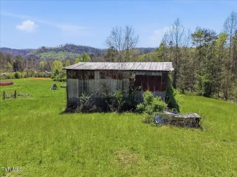 Pasture and Wooded Acreage Land