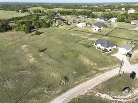 Land in Quiet Sherman Neighborhood