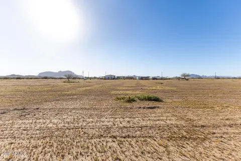 Land in Desirable Tonopah Area