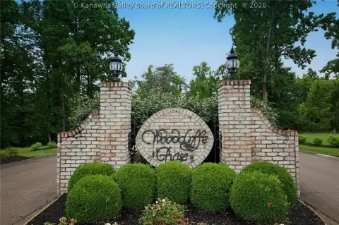 Land in Woodclyffe Chase