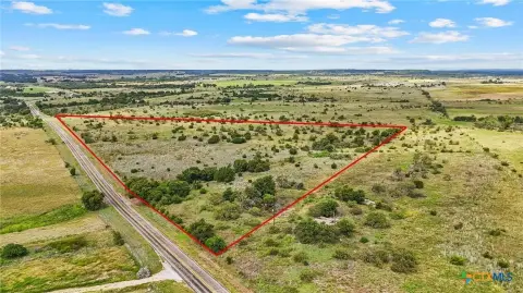 Hamilton, TX: 14.375 Acre Land