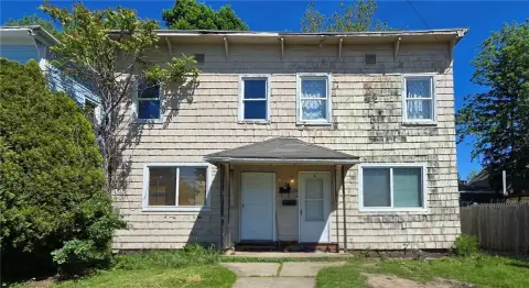 Two-Unit Duplex with Washer Hookups