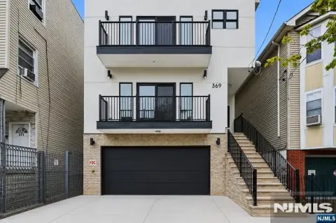 Triplex with Separate Living Areas