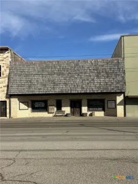 Mixed-Use Building on Gatesville Square