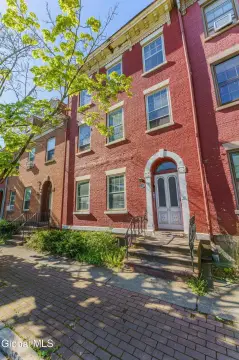 Three-Story Duplex Townhouse