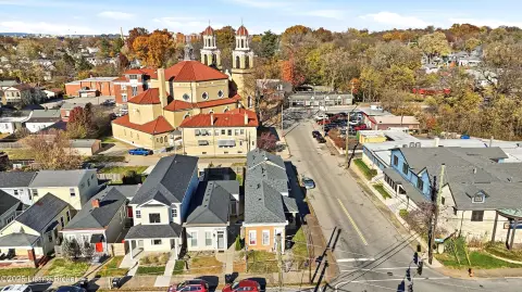 Triplex on Commercial Corner Lot