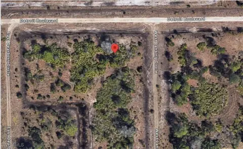 Residential Lot in Alva, FL