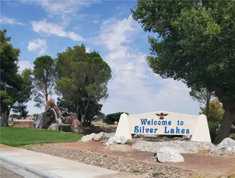 Waterfront Lot in Silver Lakes