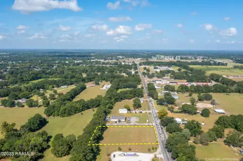 Commercial Space in Lafayette, LA