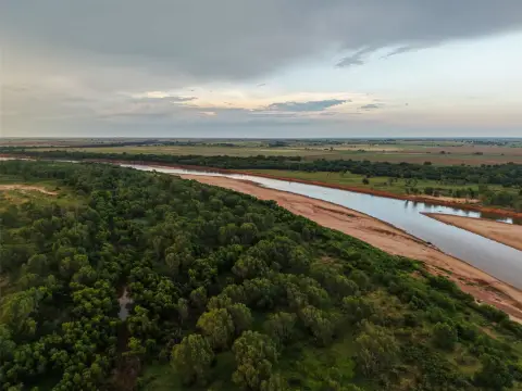 Riverfront Recreational Ranch