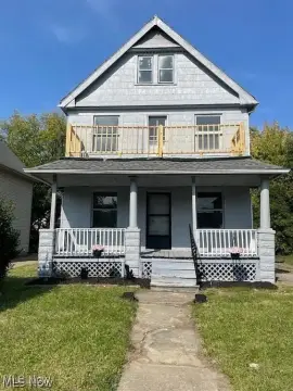 Duplex with Finished Third Floor