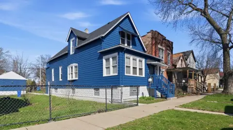 Multi-Unit Property in Chicago