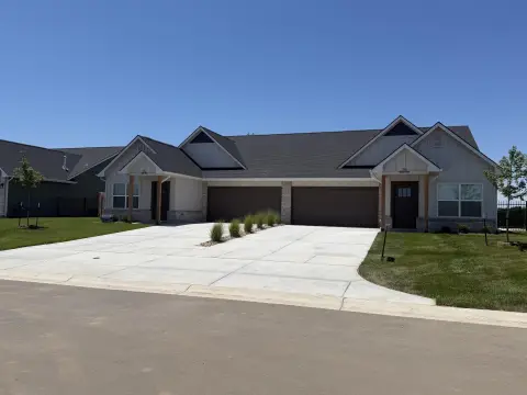Duplex with Covered Back Patio