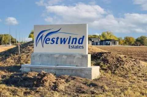 Goddard Land in Westwind Estates