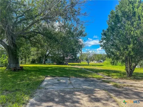 Land in Victoria, TX
