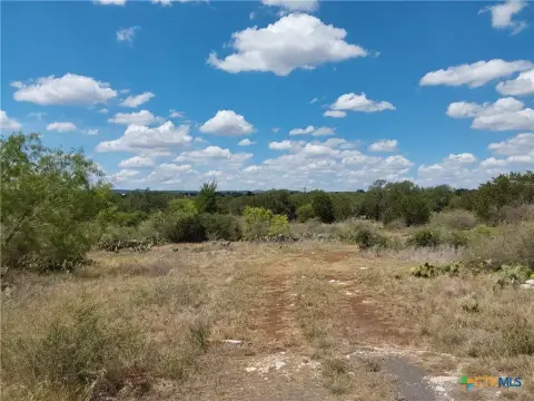 Spicewood Acreage Homesite with Views