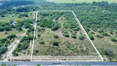 Hunting Land with Wet-Weather Pond