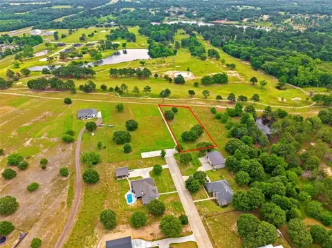 Golf Course Lot in Lindale