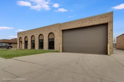 Flex Distribution Building with Loading Docks