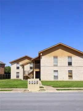 Leased 4-Plex with Individual Electric