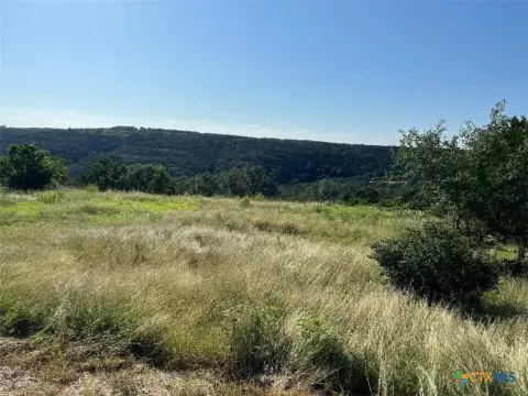 7.68 Acres in River Chase