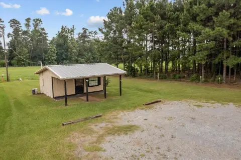 Retail Space on Highway 69N