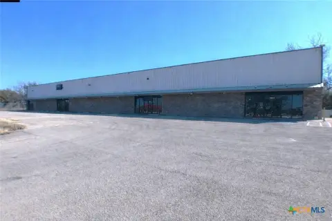Flexible Commercial Space in Nolanville