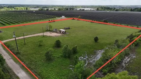 4-Acre Commercial Land in Paris