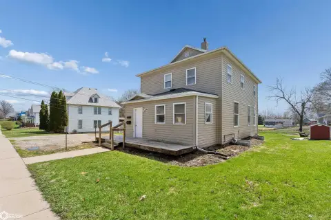 Grinnell Triplex Investment Opportunity