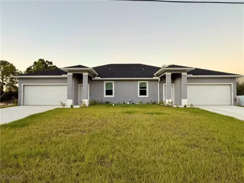 New Duplex in Lehigh Acres