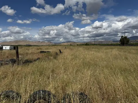 Sanger Land with Creek Frontage