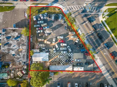 Corner Lot with High Visibility