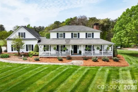 Wedding Venue Retreat with Private Pool