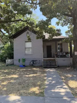 Updated Victorian Triplex