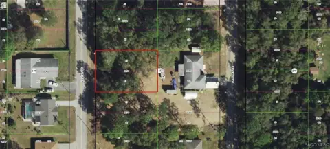 Residential Land in Inverness, FL