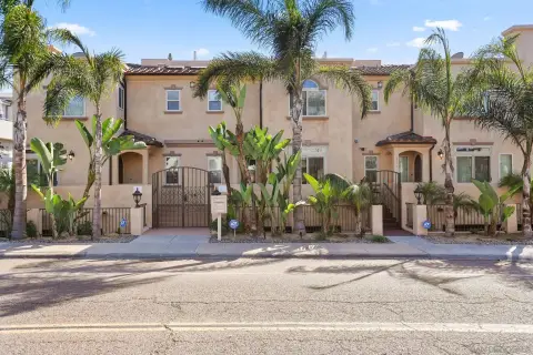Furnished Coastal Triplex