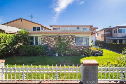 Triplex with Detached Garage